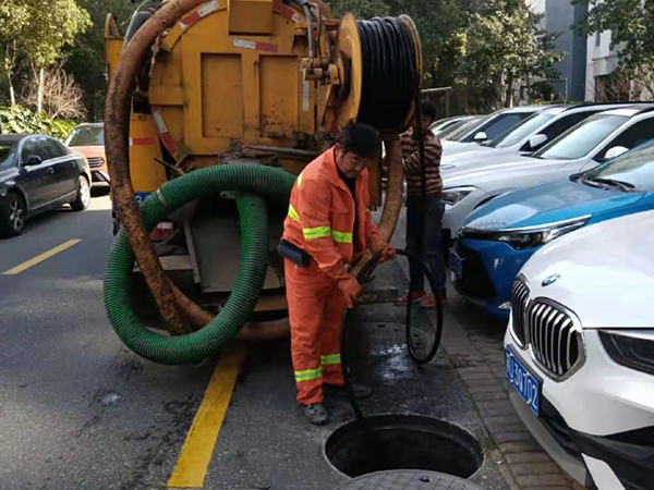 新兴排污管道清淤